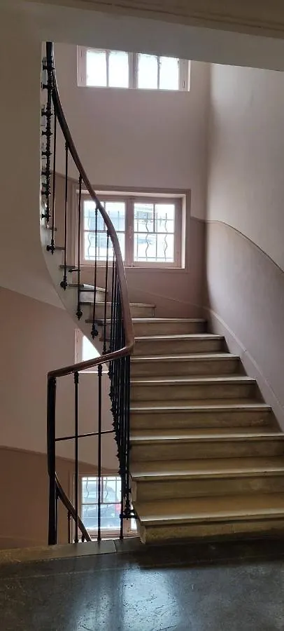 Appartement Studio Proche Gare De Toulon Frankrijk